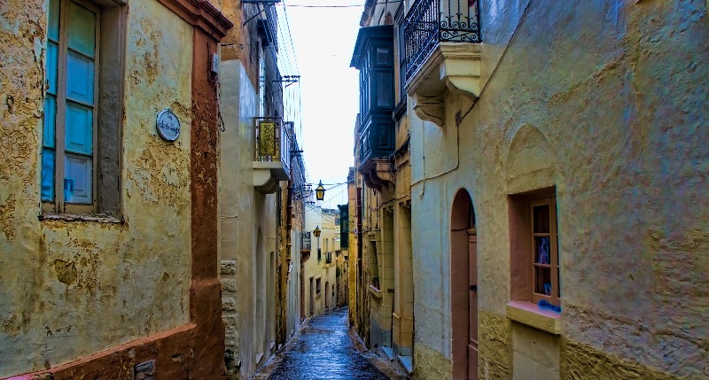 PerLaMare Rabat Streets